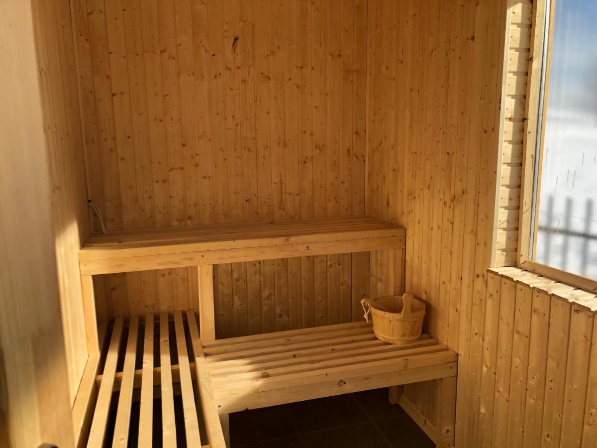 Aparthost Apartamenty Butorowy & Spa コシチェリスコ エクステリア 写真