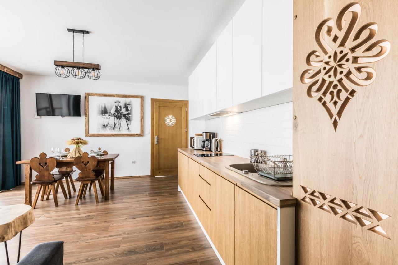 Aparthost Apartamenty Butorowy & Spa コシチェリスコ エクステリア 写真