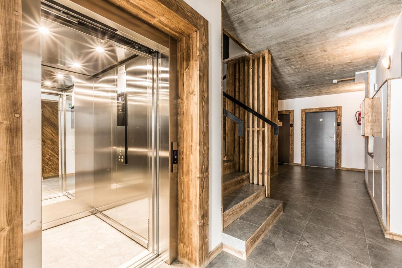 Aparthost Apartamenty Butorowy & Spa コシチェリスコ エクステリア 写真