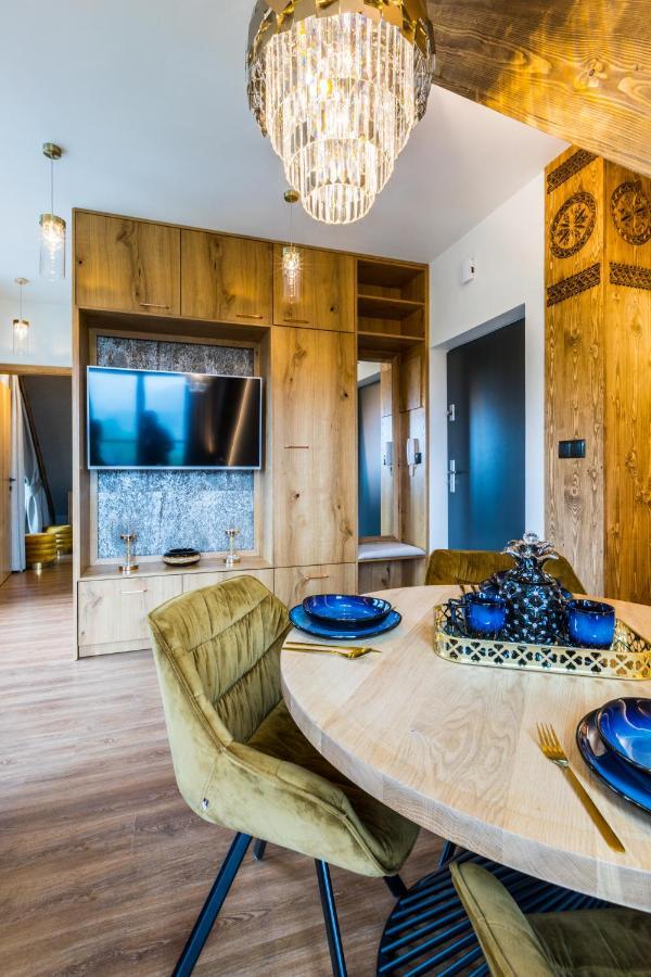 Aparthost Apartamenty Butorowy & Spa コシチェリスコ エクステリア 写真